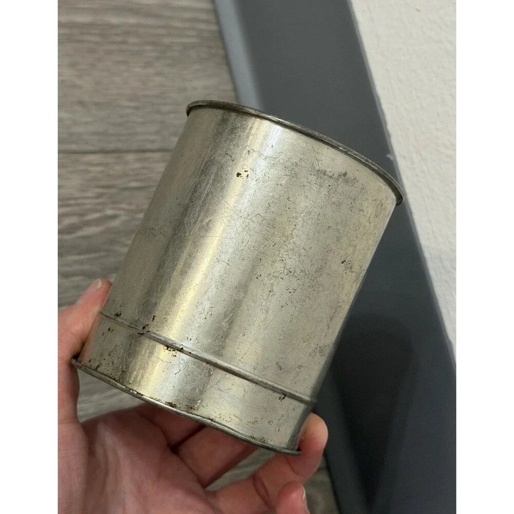 Vintage Small 1 Cup Flour Sifter With Squeeze Handle 3.75” Kitchen Gadget